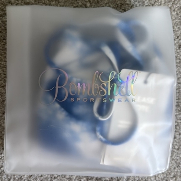 Bombshell Sportswear Top notch Bra - Picture 3 of 3